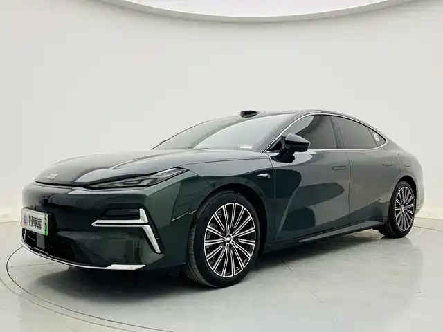 geely-galaxy galaxy-sparkle-8