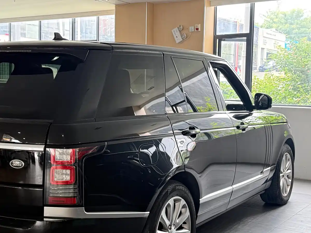 Фото 2 - Land Rover Range Rover