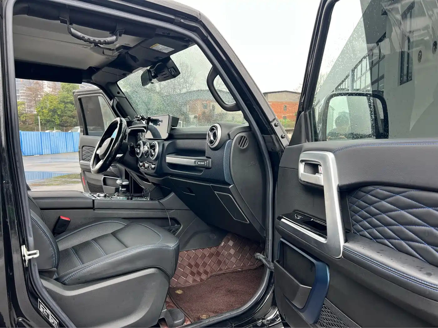 BAIC ORV Beijing Offroad BJ40 2023 2.0T Auto 4WD Urban Hunter Knight Edition фото 8