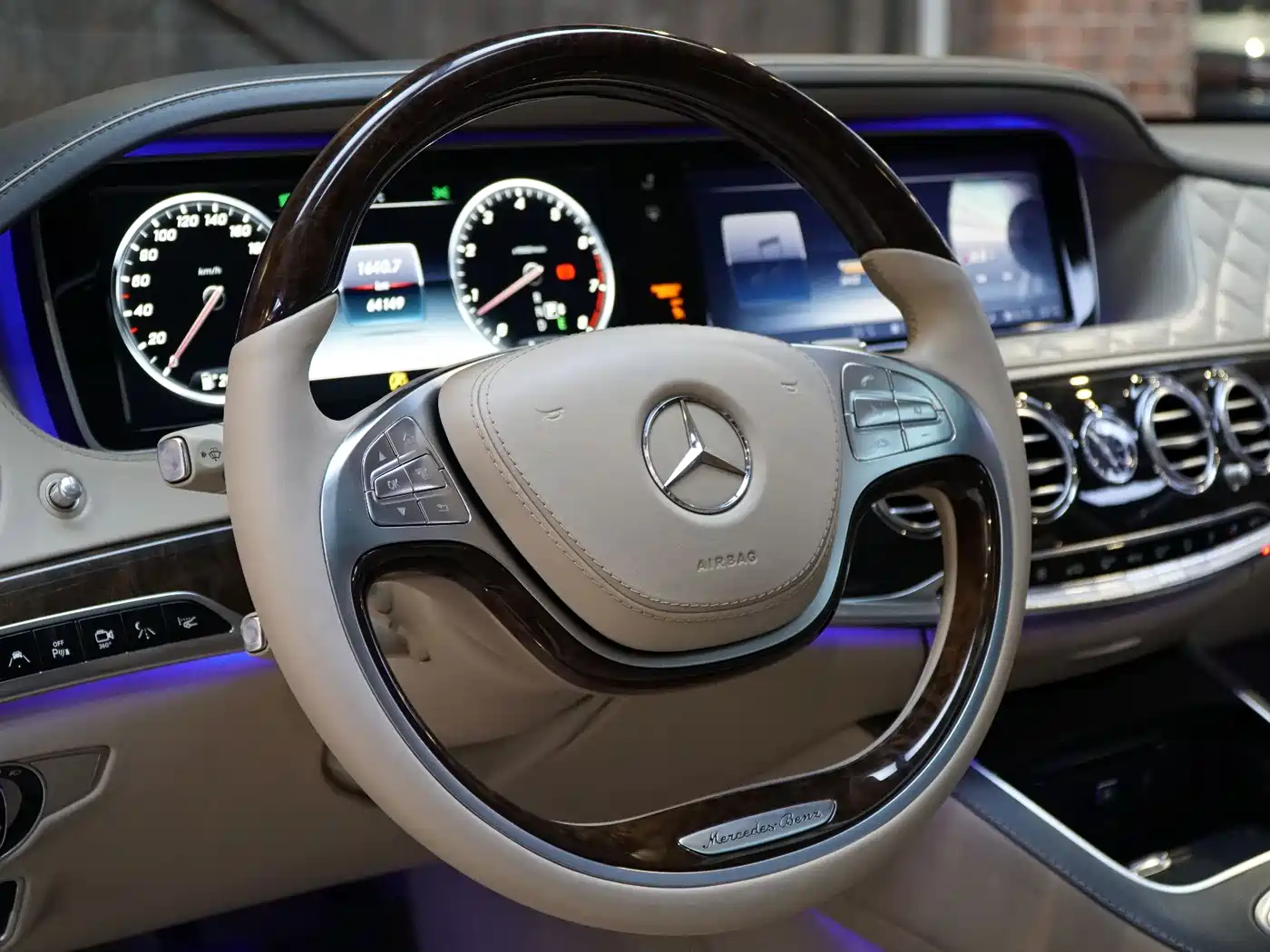 Mercedes-Benz Maybach S-Class 2015 S 600 фото 30