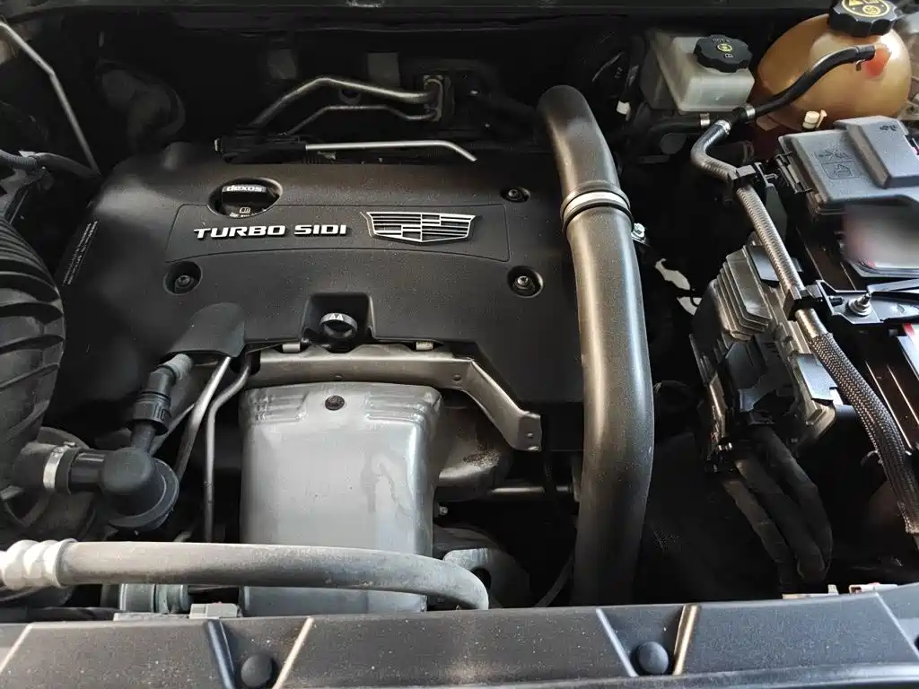 Cadillac XT5 2017 2016 25T Luxury Model