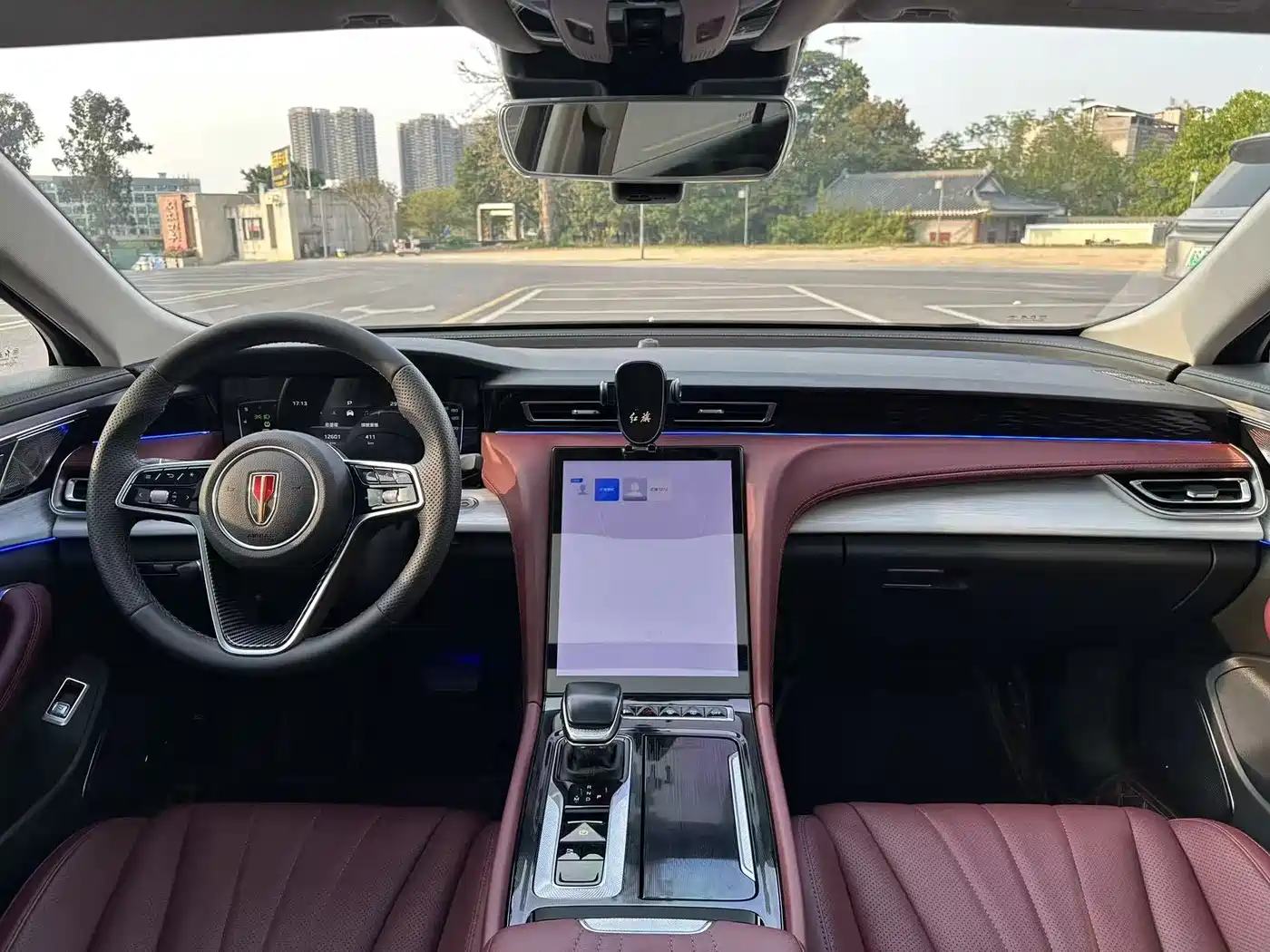 Hongqi H5 2025 1.5T DCT Flag Rhythm 500,000 Units Memorial Edition фото 7