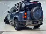 Photo 4 - Land Rover Defender