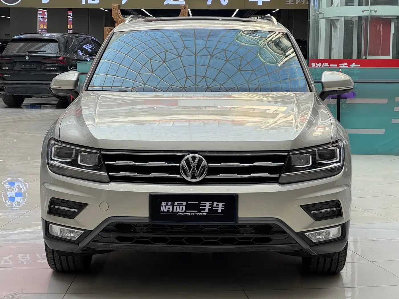 Volkswagen Tiguan L 2019 330TSI Automatic 2WD Smart Luxury Edition China VI фото 2