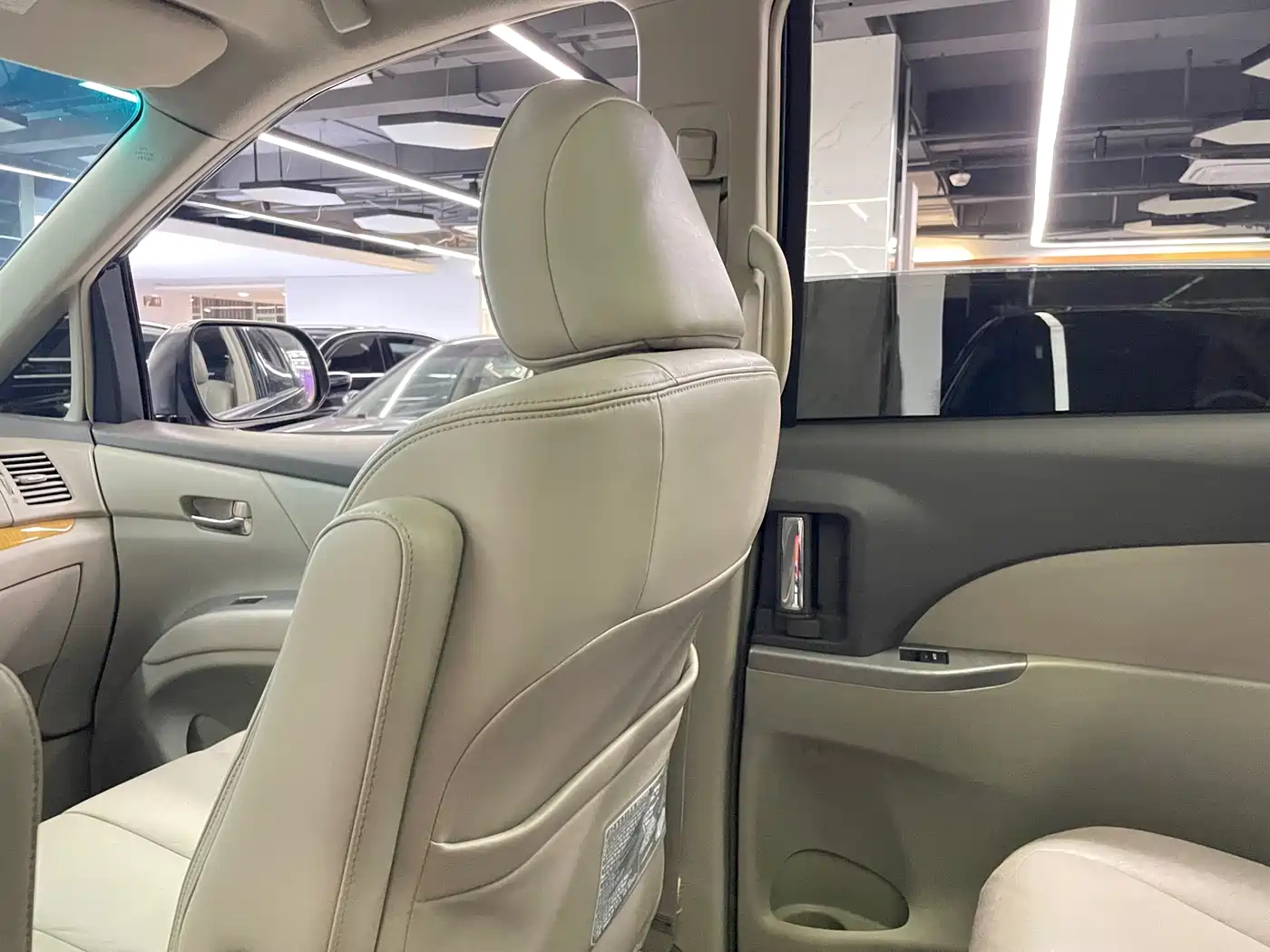 Toyota Previa 2007 3.5L 7-Seater Luxury фото 33