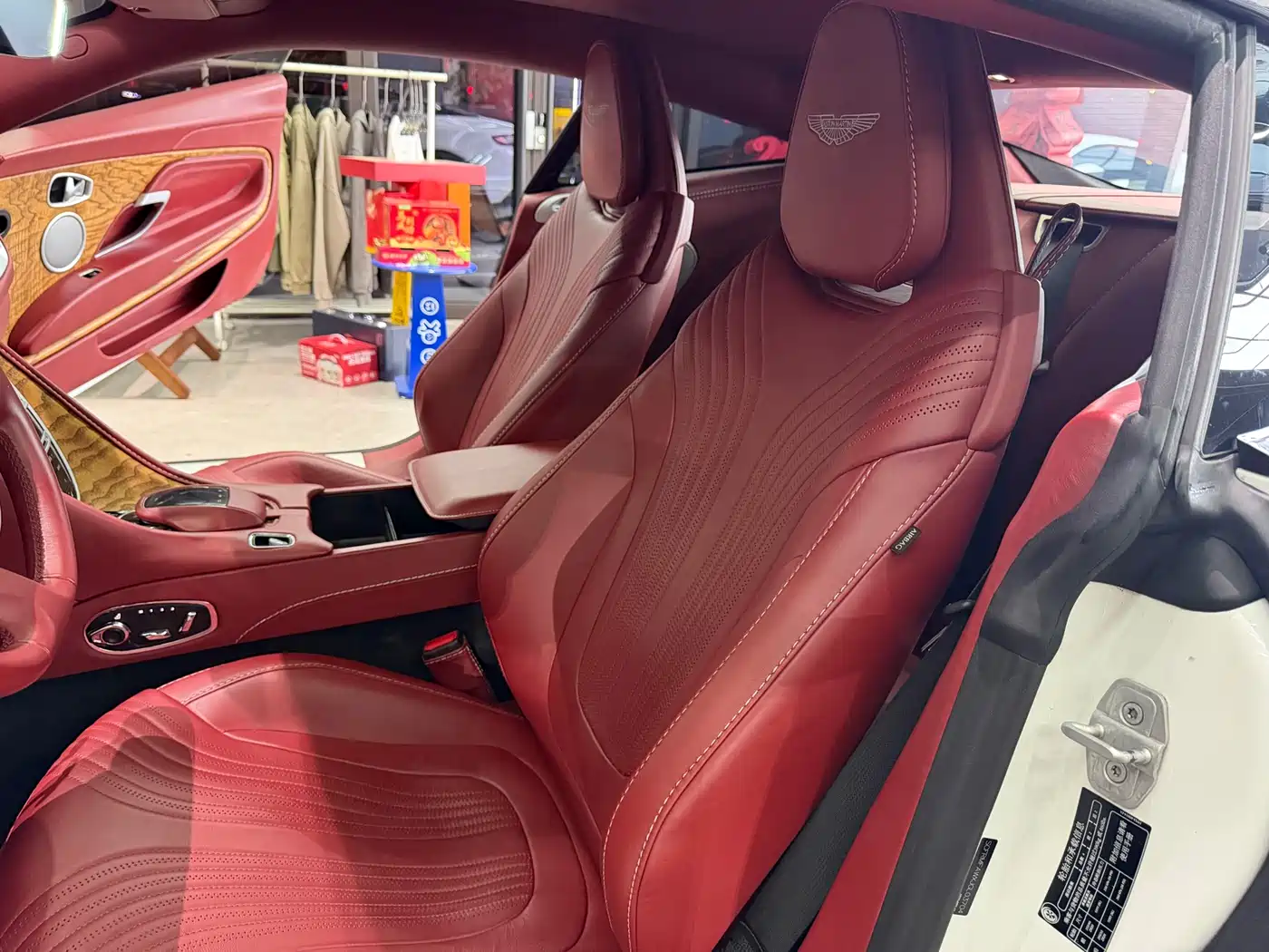 Aston Martin DB11 2018 2019 Model 4.0T V8 Coupe