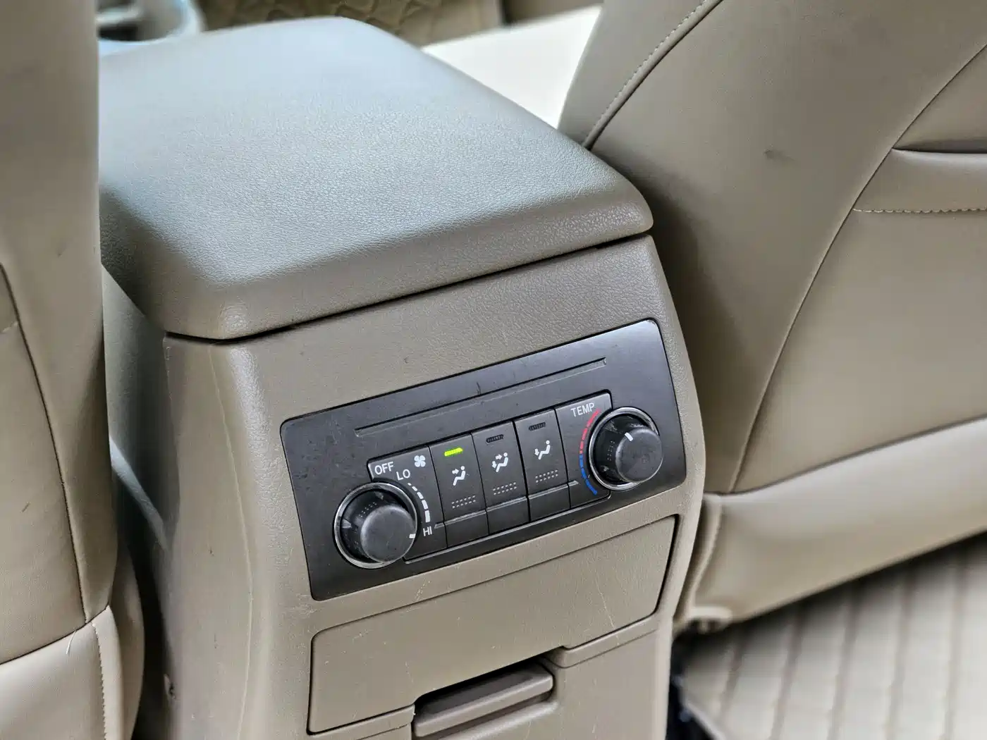 Toyota Highlander 2009 2.7L 2WD 7-seater Elite Edition фото 20