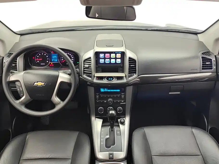 Chevrolet Captiva 2016 2015 2.4L 2WD Urban Edition 7-seater