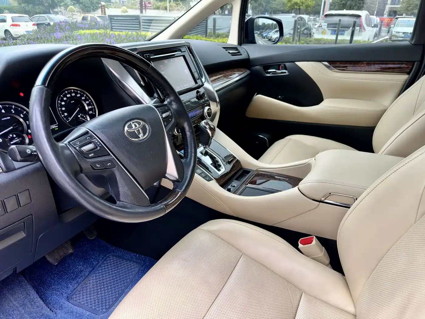 Toyota Alphard 2018 Facelift 3.5L Premium Edition фото 9