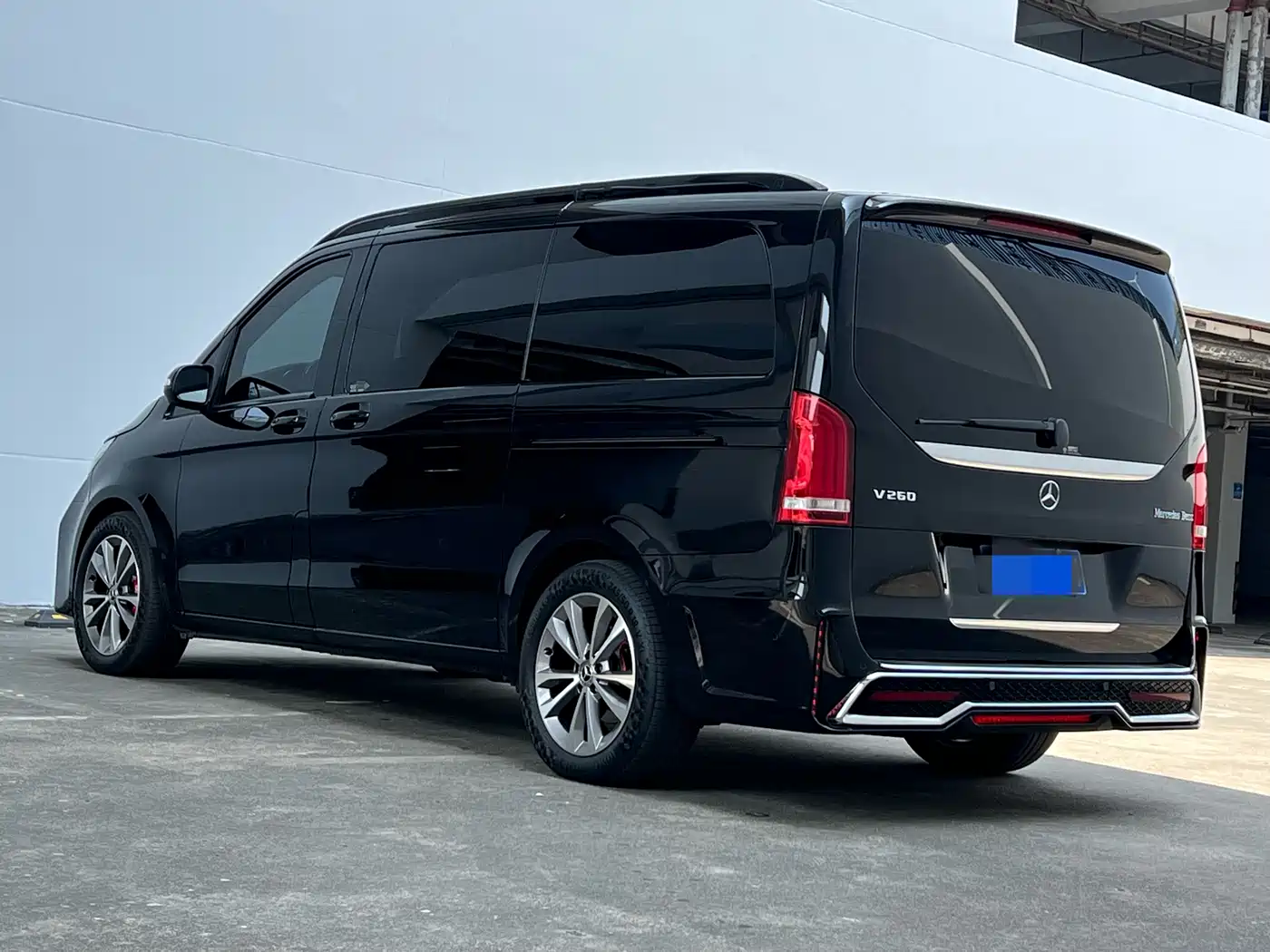 Mercedes-Benz V-Class 2022 V 260 Pilot Edition фото 13