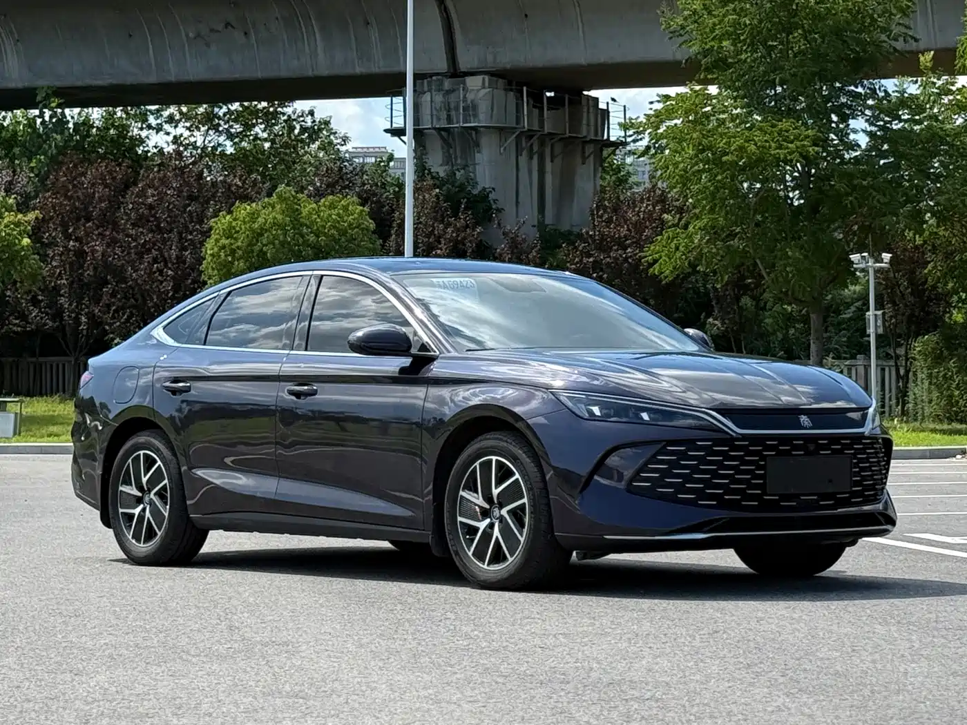 BYD Qin L 2024 2024 DM-i 120KM Leading