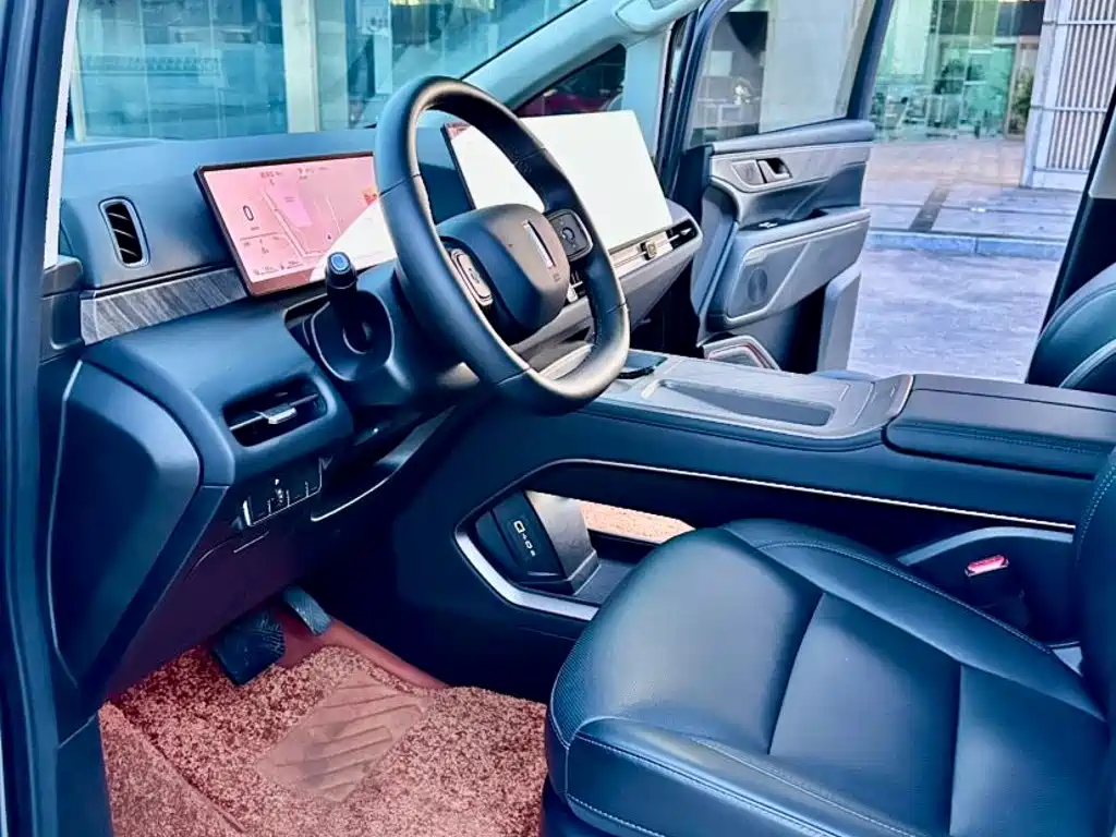 WEY Alpine 2025 2025 AWD Alpine 8
