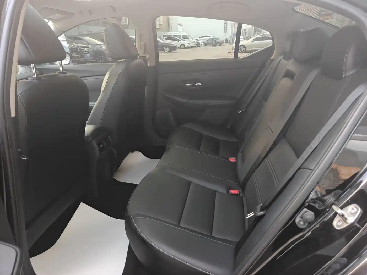 Nissan SYLPHY, миниатюра 7