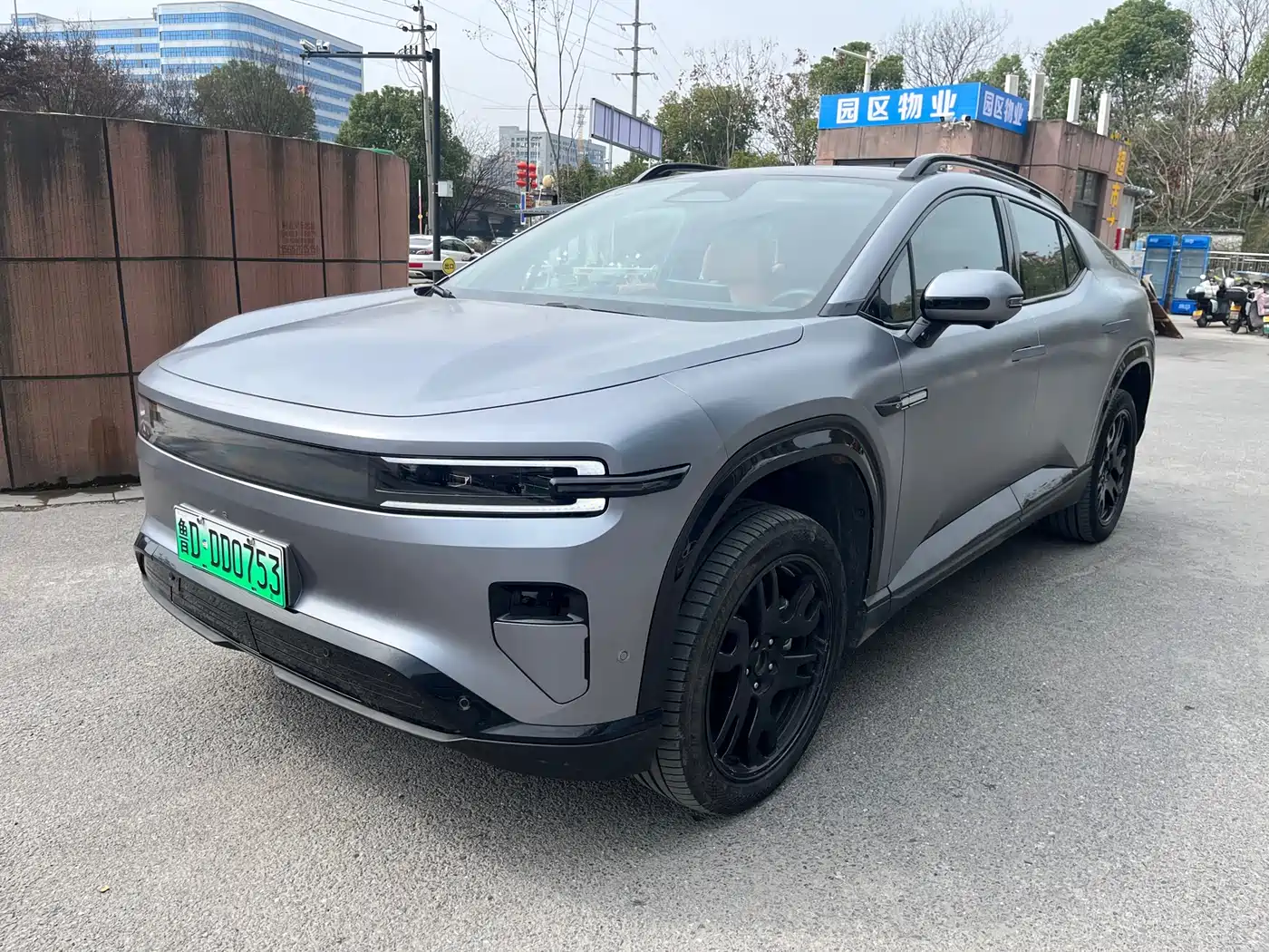 CHANGAN E07