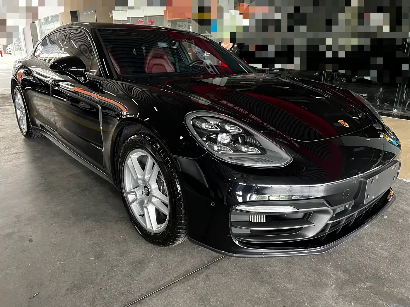 PORSCHE PANAMERA
