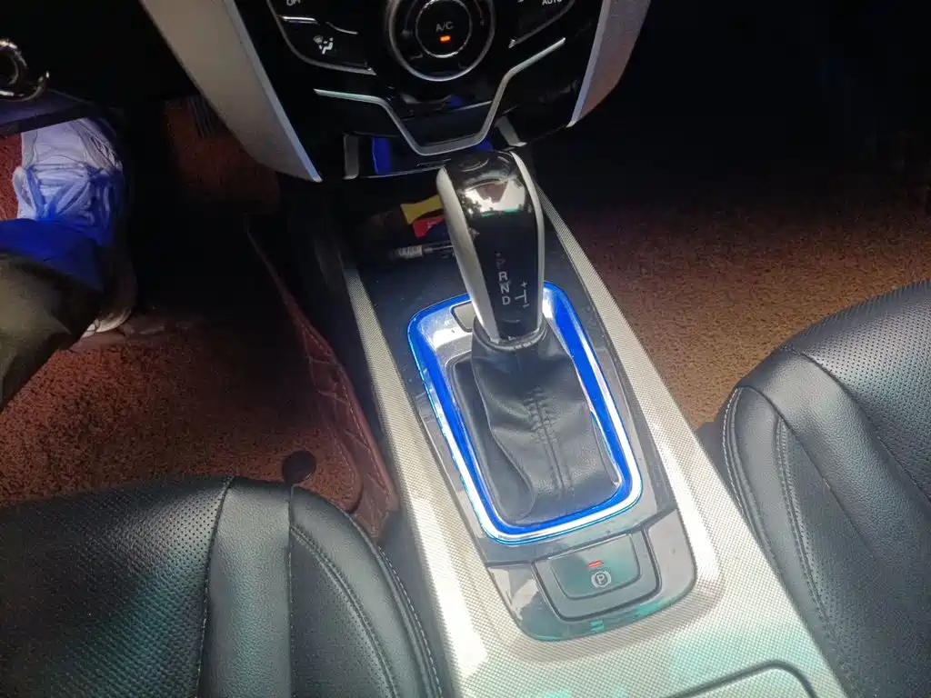 Luxgen U6 SUV 2015 2015 1.8T Fashion Upgrade