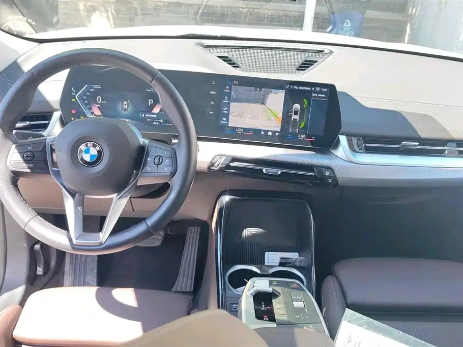BMW X2 2025 2023 sDrive25i M Off-Road Package