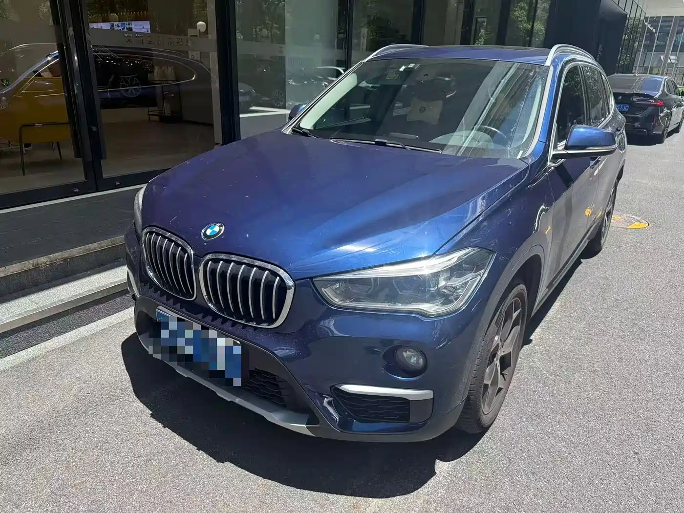 BMW X1