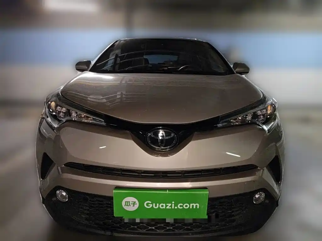 Toyota C-HR 2021 2020 Model 2.0L Leading