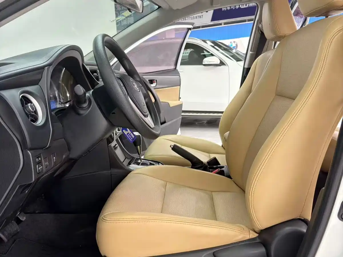 Toyota Corolla 2018 1.2T S-CVT GL Smart Edition фото 4