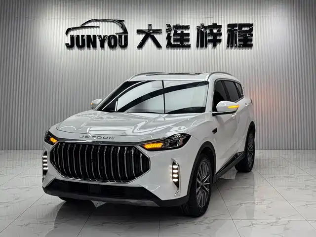 Jetour X70 PLUS 1.5T DCT, Воин, PLUS, 7 мест