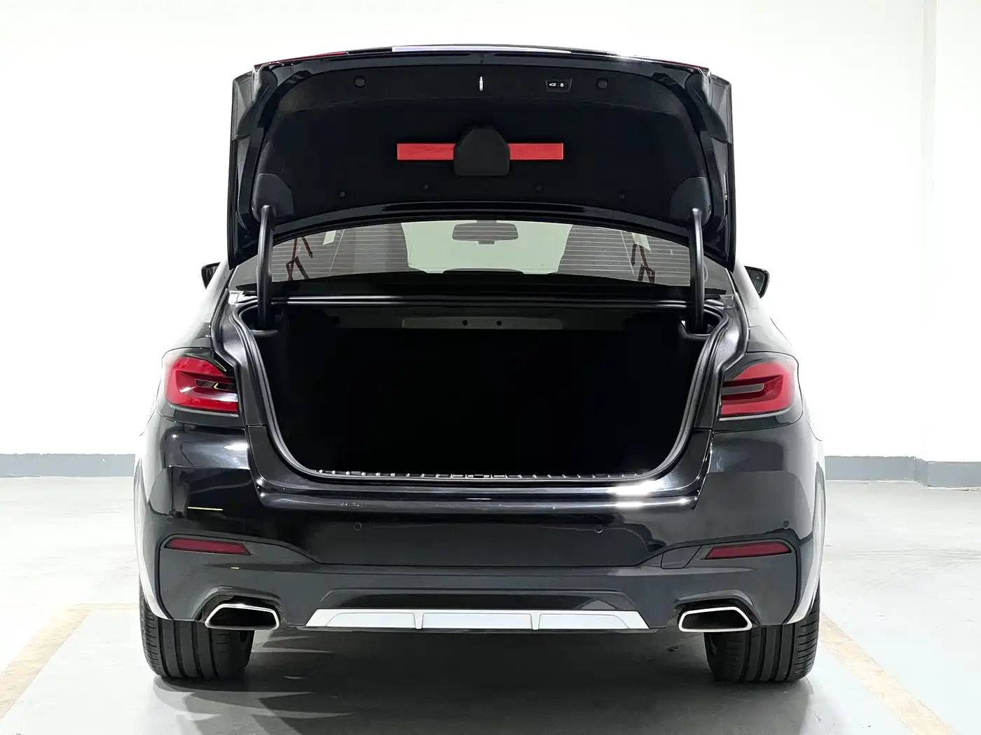 BMW 5 Series 2022 Facelift 530Li Premium M Sport Package фото 9