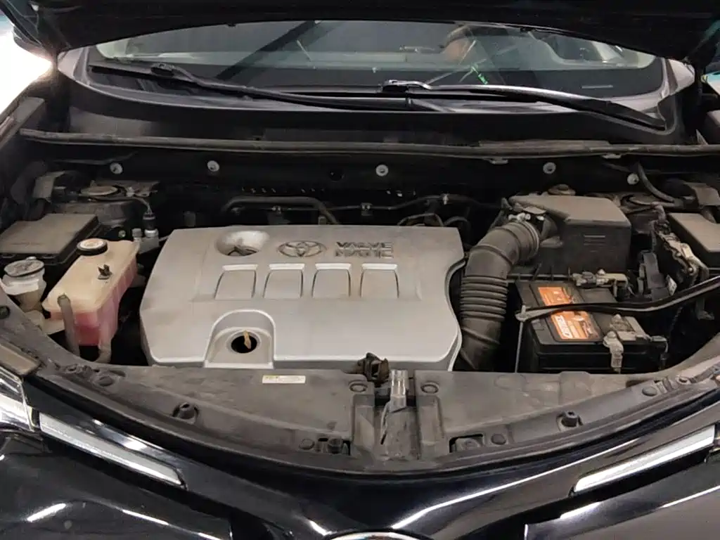 Photo 23 - Toyota RAV4