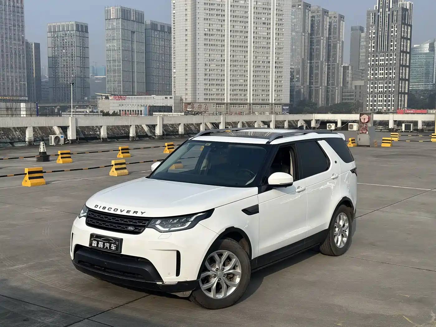 Land Rover Discovery 2017 3.0 SC V6 SE