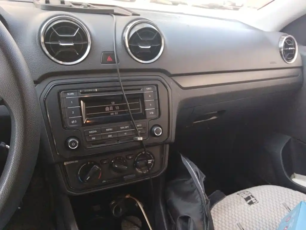 Volkswagen Jetta 2019 2019 Dream Edition 1.5L Manual Fashion