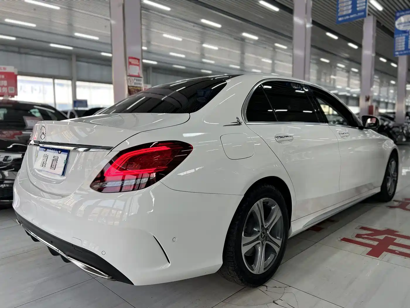 MERCEDES-BENZ C CLASS