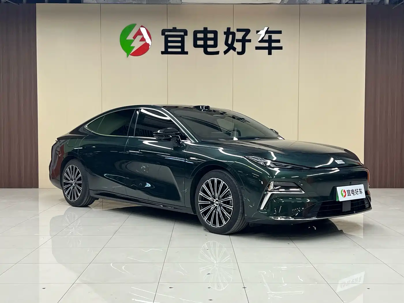 GEELY GALAXY GALAXY SPARKLE 8