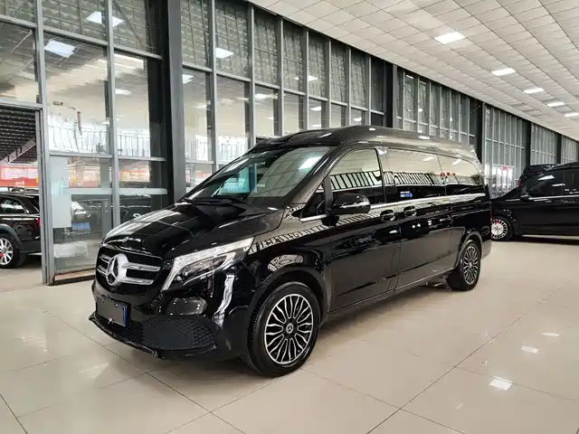 Mercedes-Benz V V 260 L, Длинная база, Премиум
