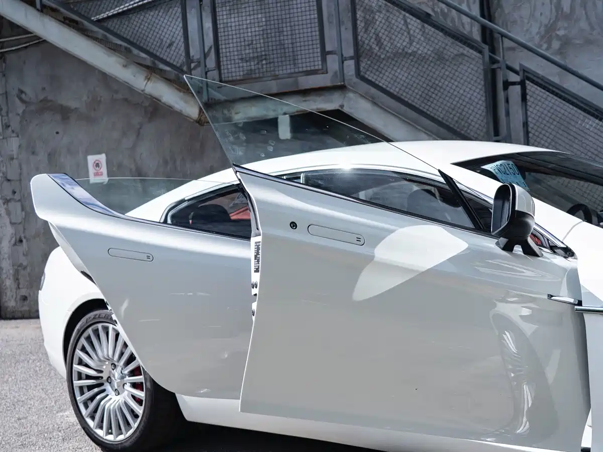 Aston Martin Rapide 2014 2013 6.0L S