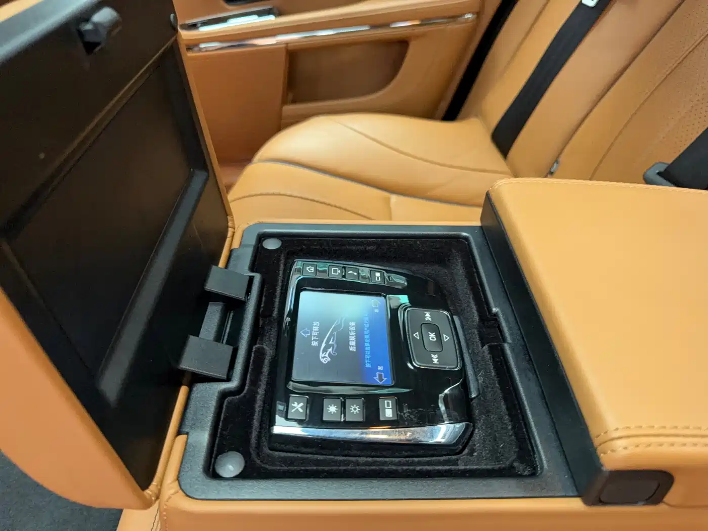 Jaguar XJ 2013 2013 XJL 3.0 SC Flagship Business Edition