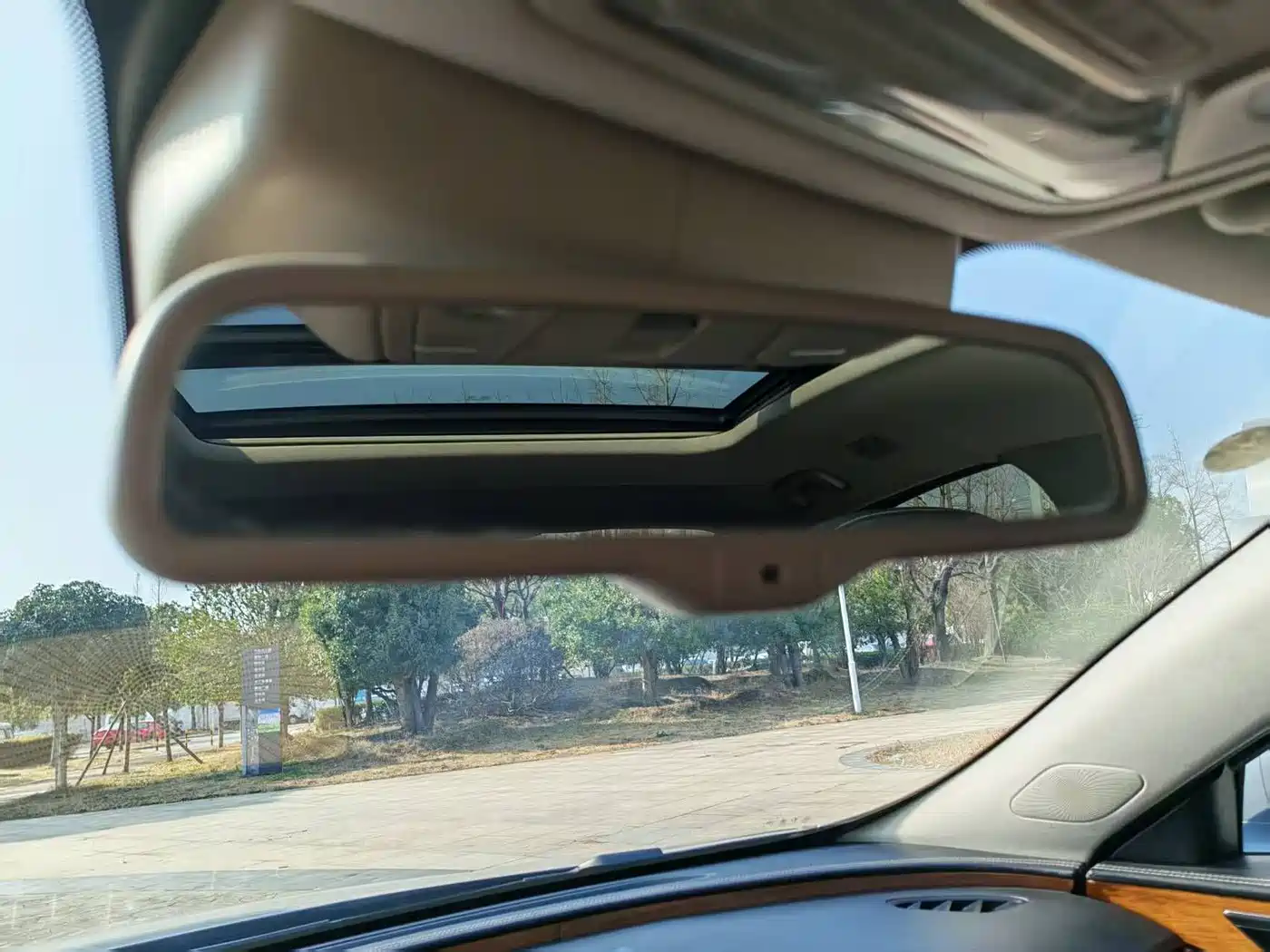 Hongqi H5 2018 30TD Smart Connected Royal Edition фото 20