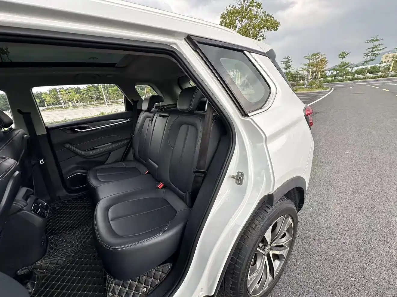 Zhonghua V7 2018 2018 280T DCT Luxury 5-seater