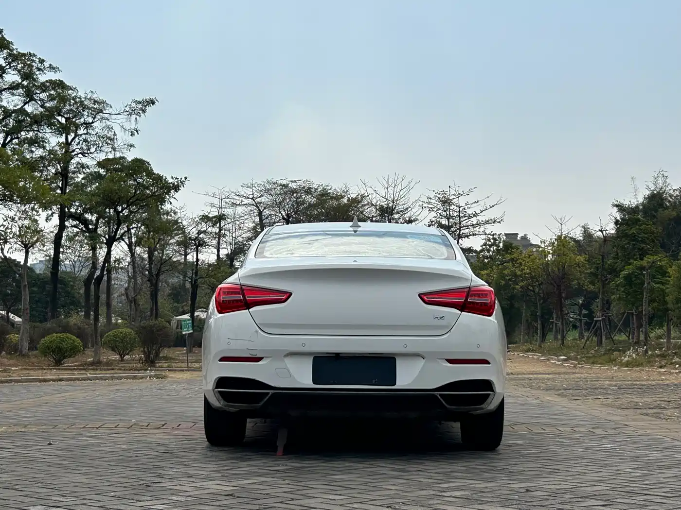 Hongqi H5 2020 1.8T Automatic Smart Connection Qi Smooth Edition фото 17
