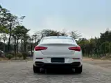 Фото 17 - Hongqi H5