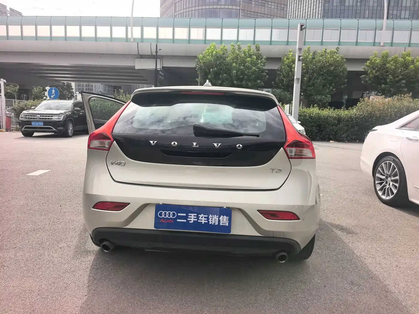 Volvo V40 2017 2017 T3 Inscription