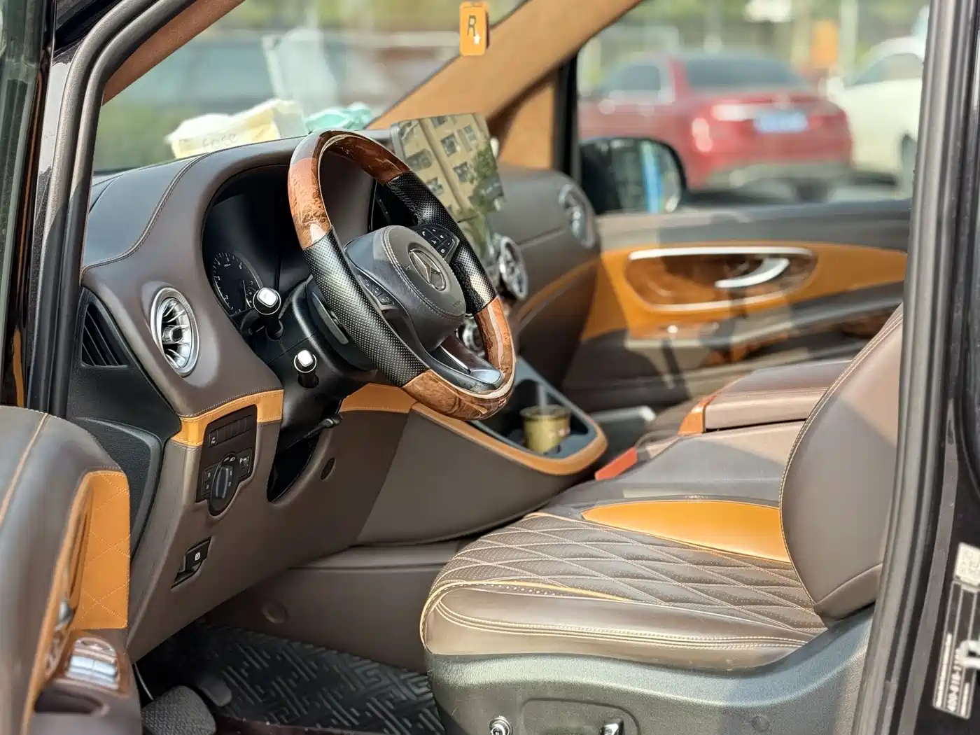 Mercedes-Benz Vito 2020 2.0T Business Edition (7-seater) фото 6