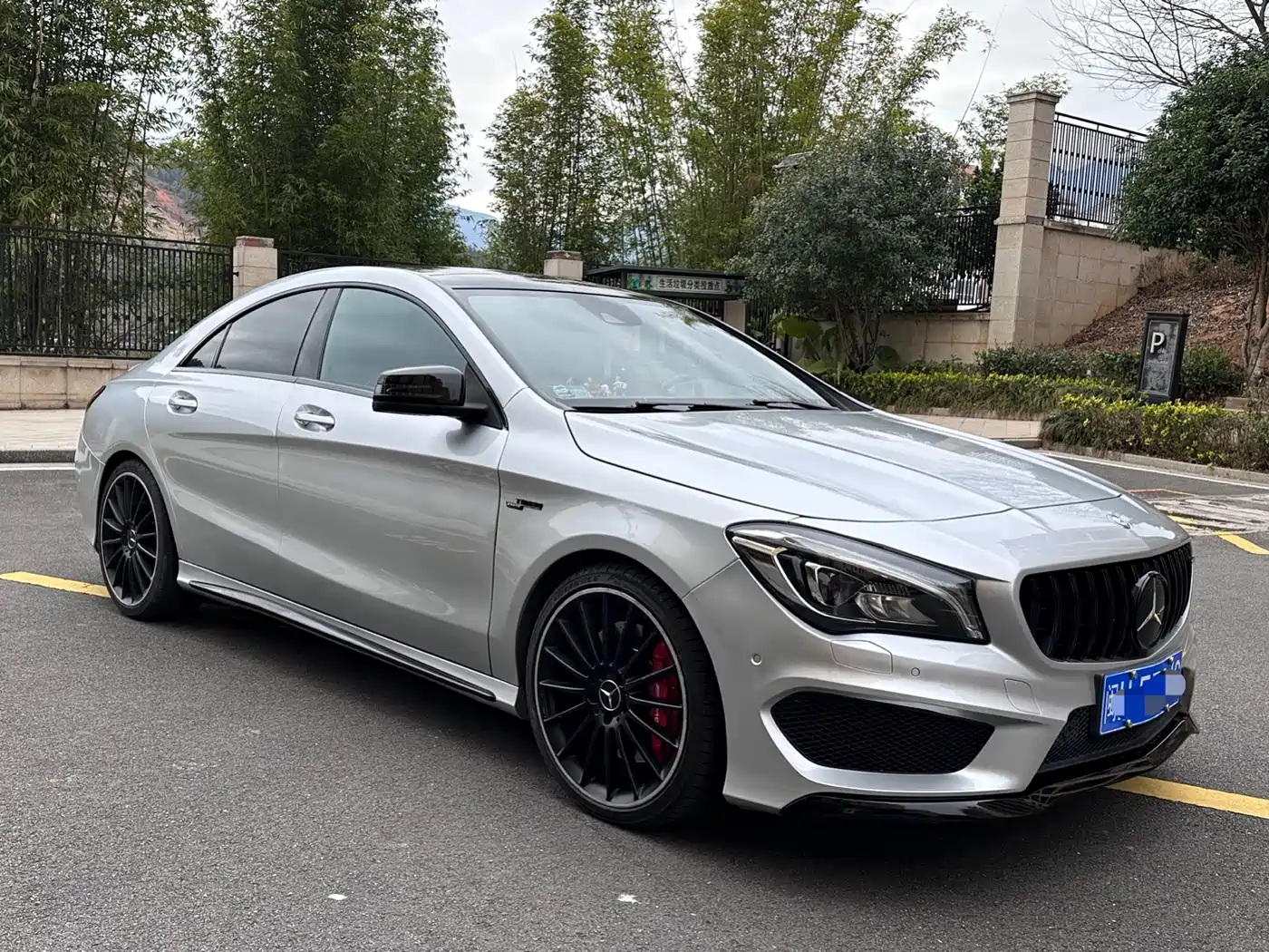Mercedes-Benz CLA AMG 2016 AMG CLA 45 4MATIC фото 3