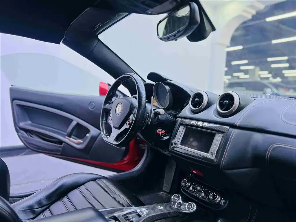 Ferrari California T 2010 2009 4.3L Standard