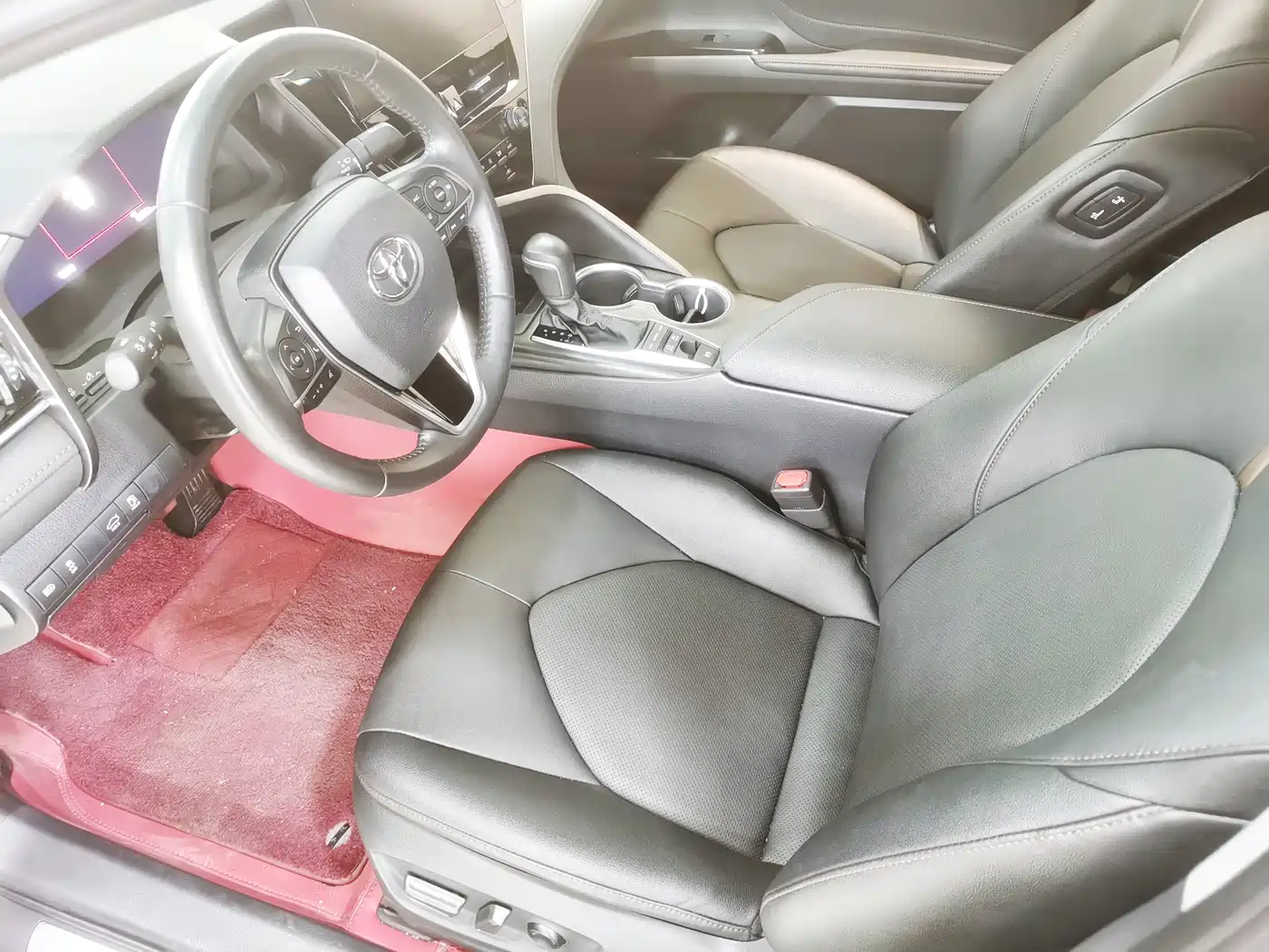 Toyota Camry 2021 Hybrid 2.5HG Luxury Edition фото 15
