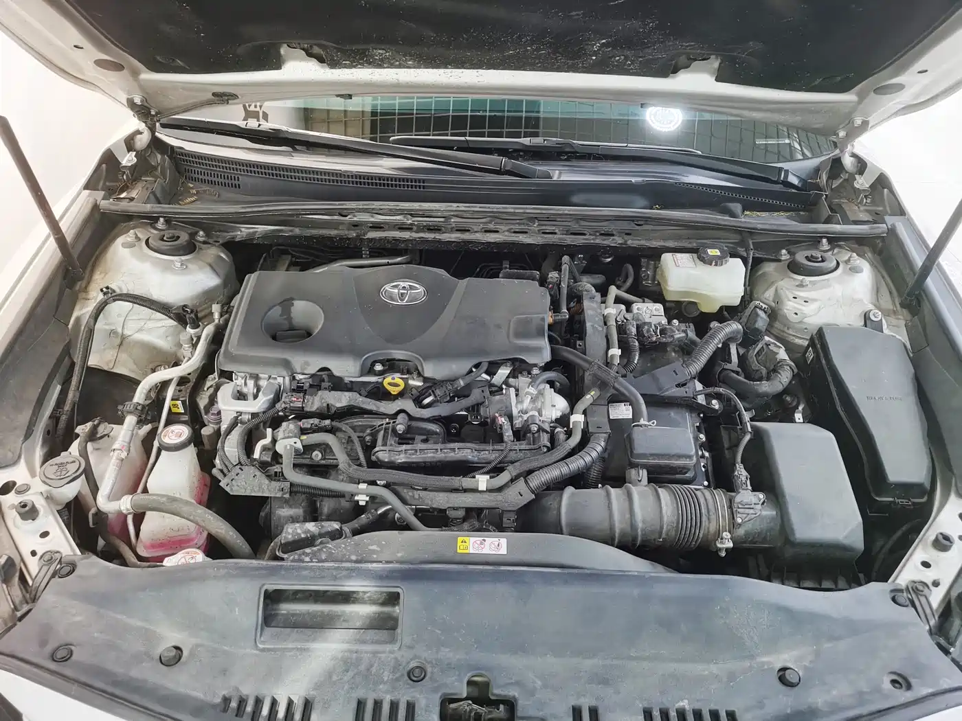 Toyota Camry 2021 Hybrid 2.5HG Luxury Edition фото 23