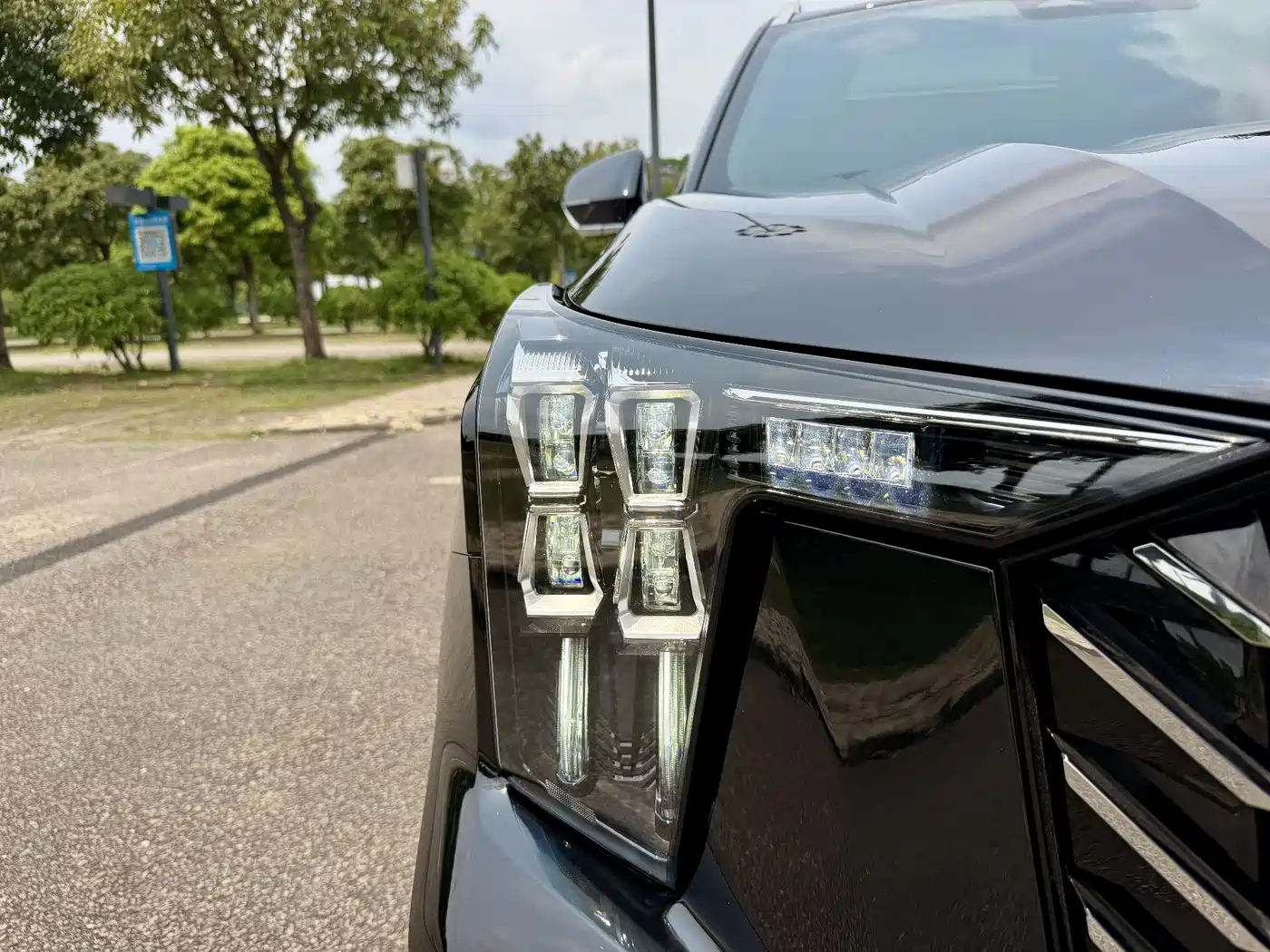 GAC Trumpchi Trumpchi GS8 2024 Navigator Series 2.0TGDI 4WD Luxury Smart Connect Edition фото 5