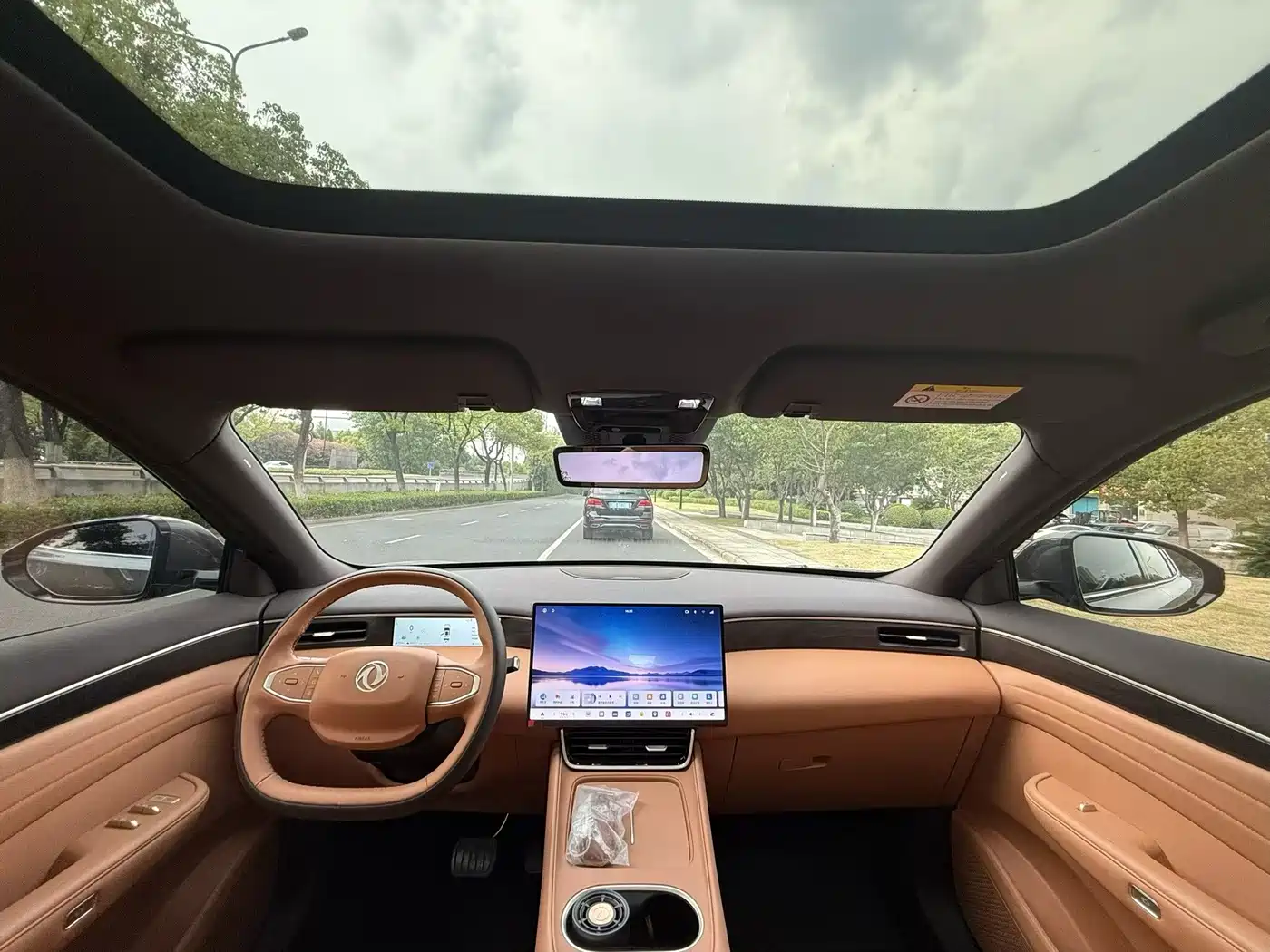 Dongfeng Aeolus L8 2025 2025 Plug-in Hybrid
