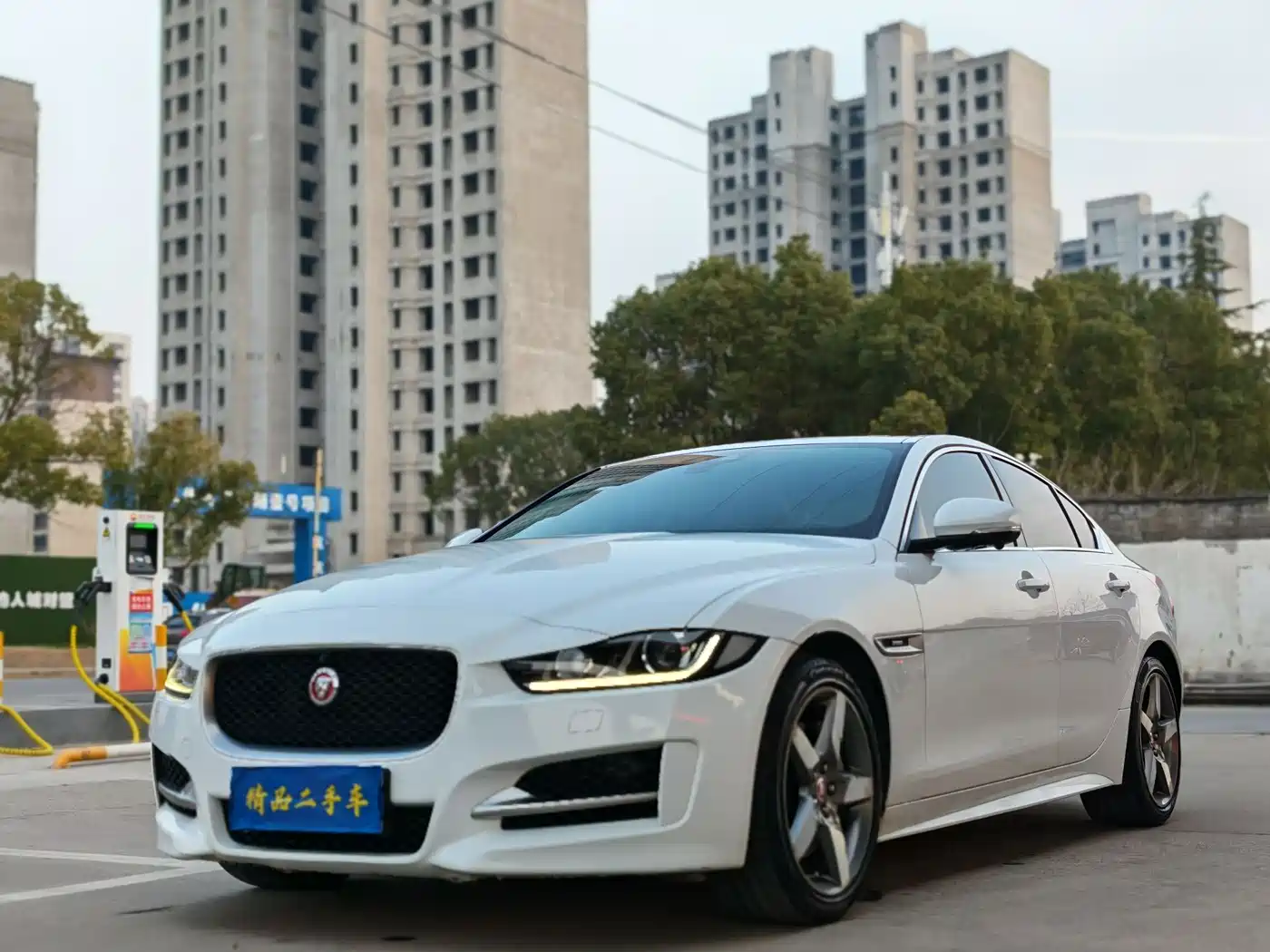 Jaguar XE 2017 2017 2.0T 200PS R-Sport