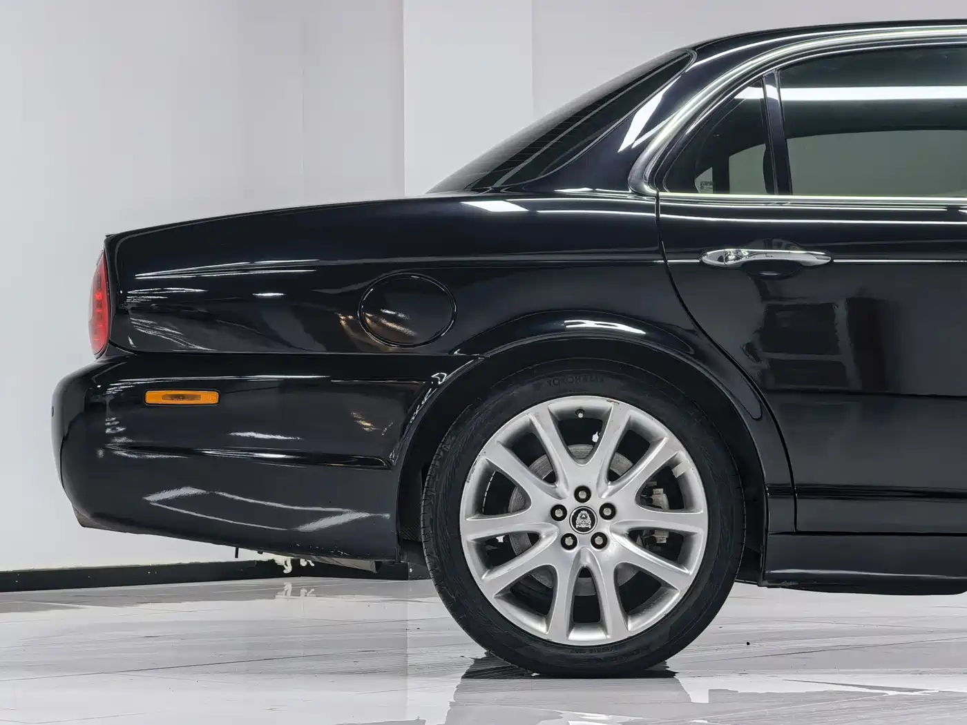 Jaguar XJ 2009 2007 Model XJ6L 3.0 Royal Long Wheelbase