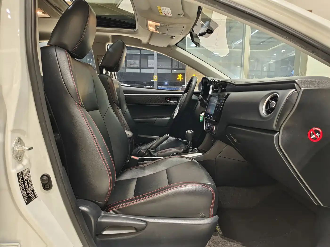Toyota Levin 2018 185T CVT Luxury Edition фото 25