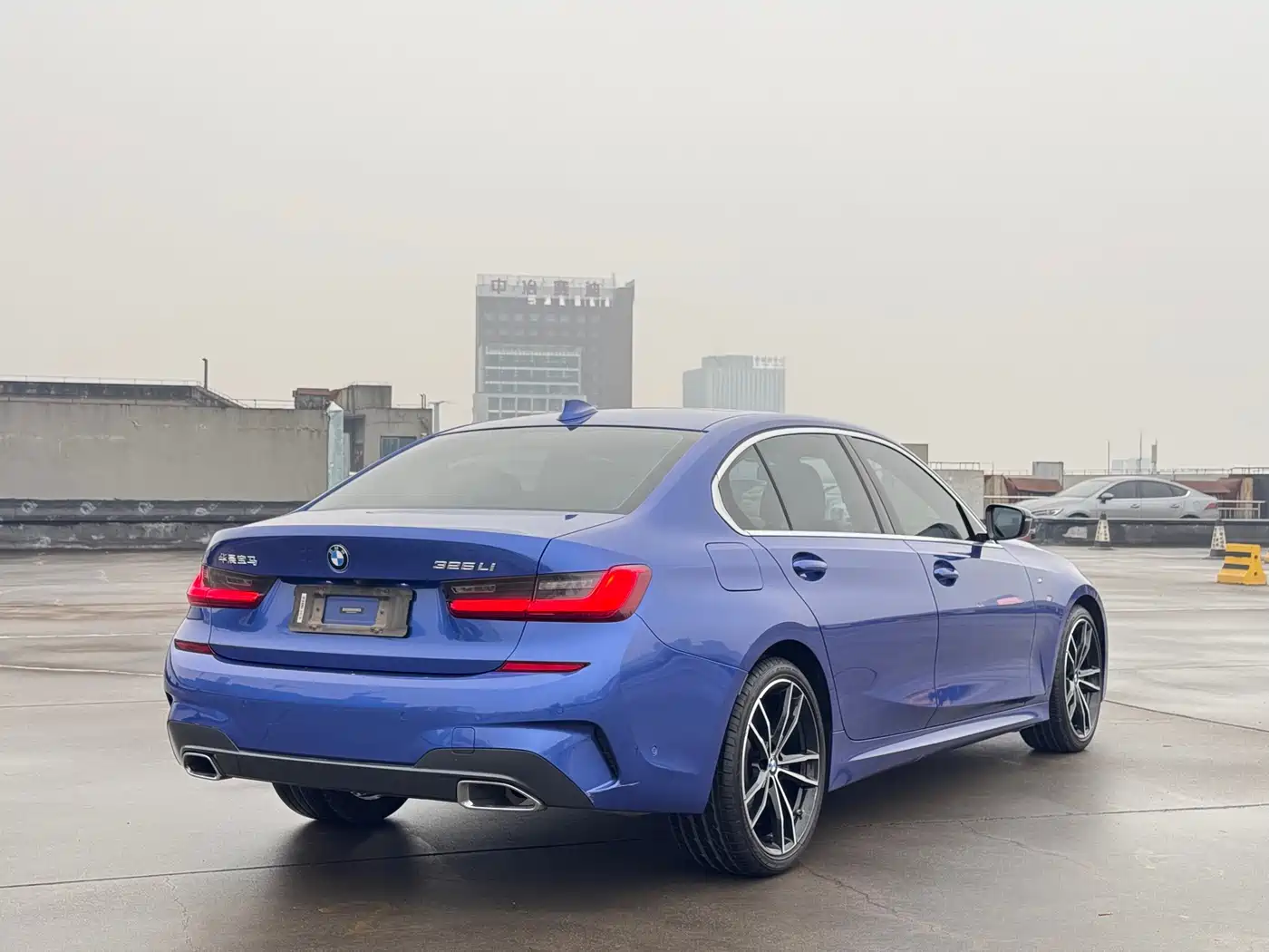 BMW 3 Series 2020 325Li M Sport Package фото 4